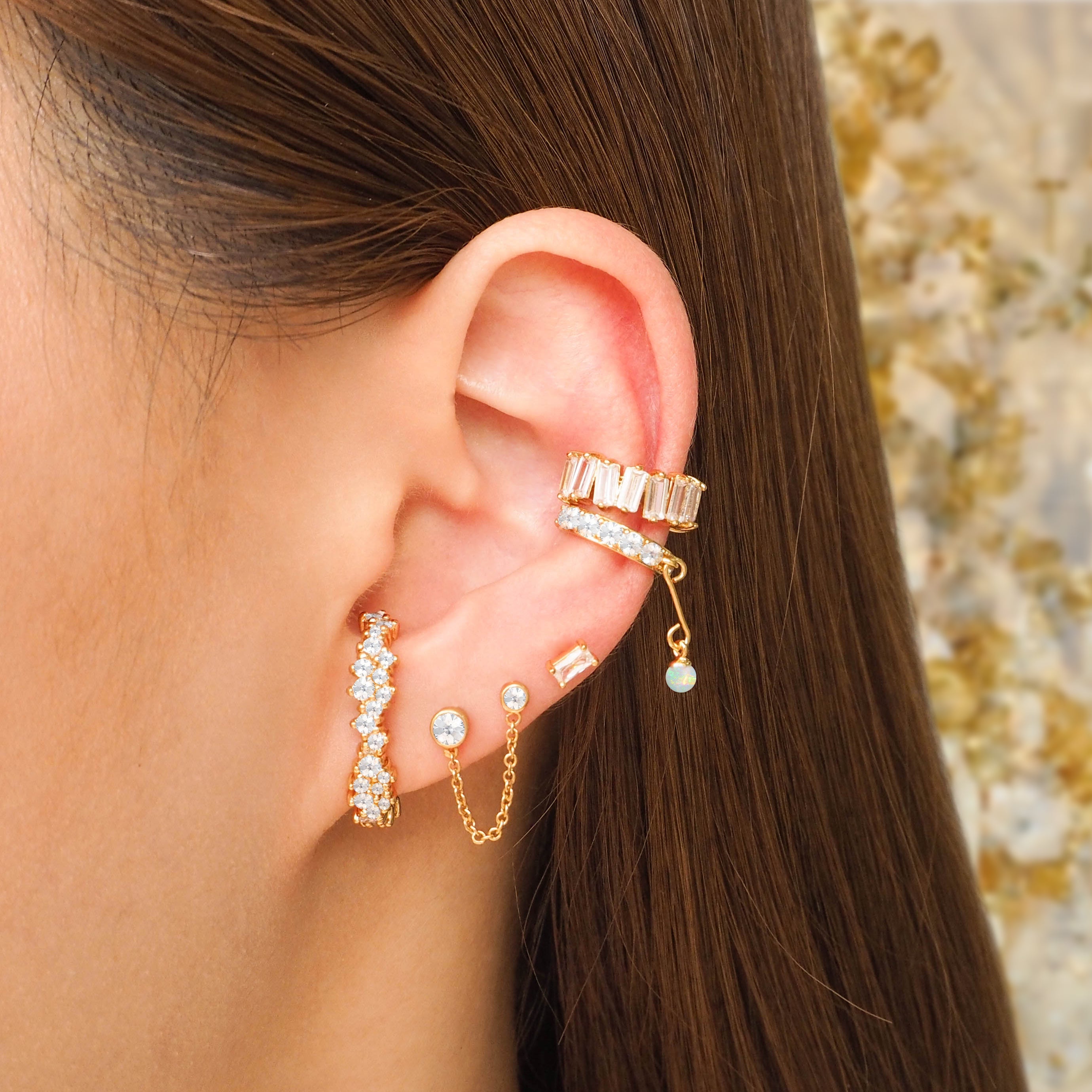 Luxurious Crystal Baguette Ear Cuff