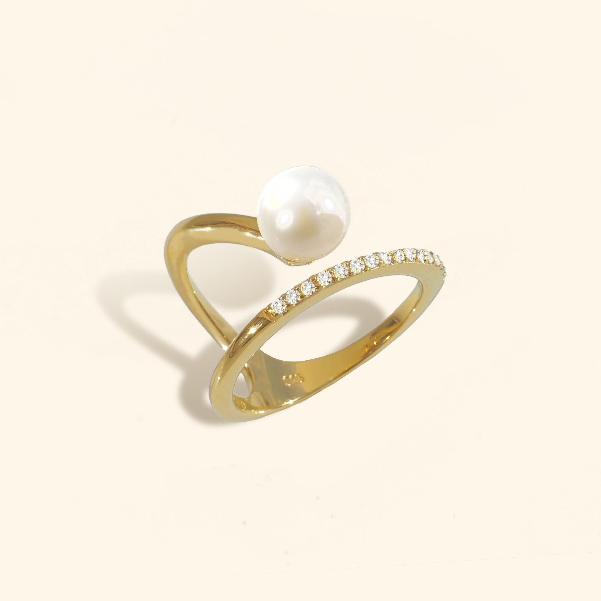 Crystal and Pearl Ring