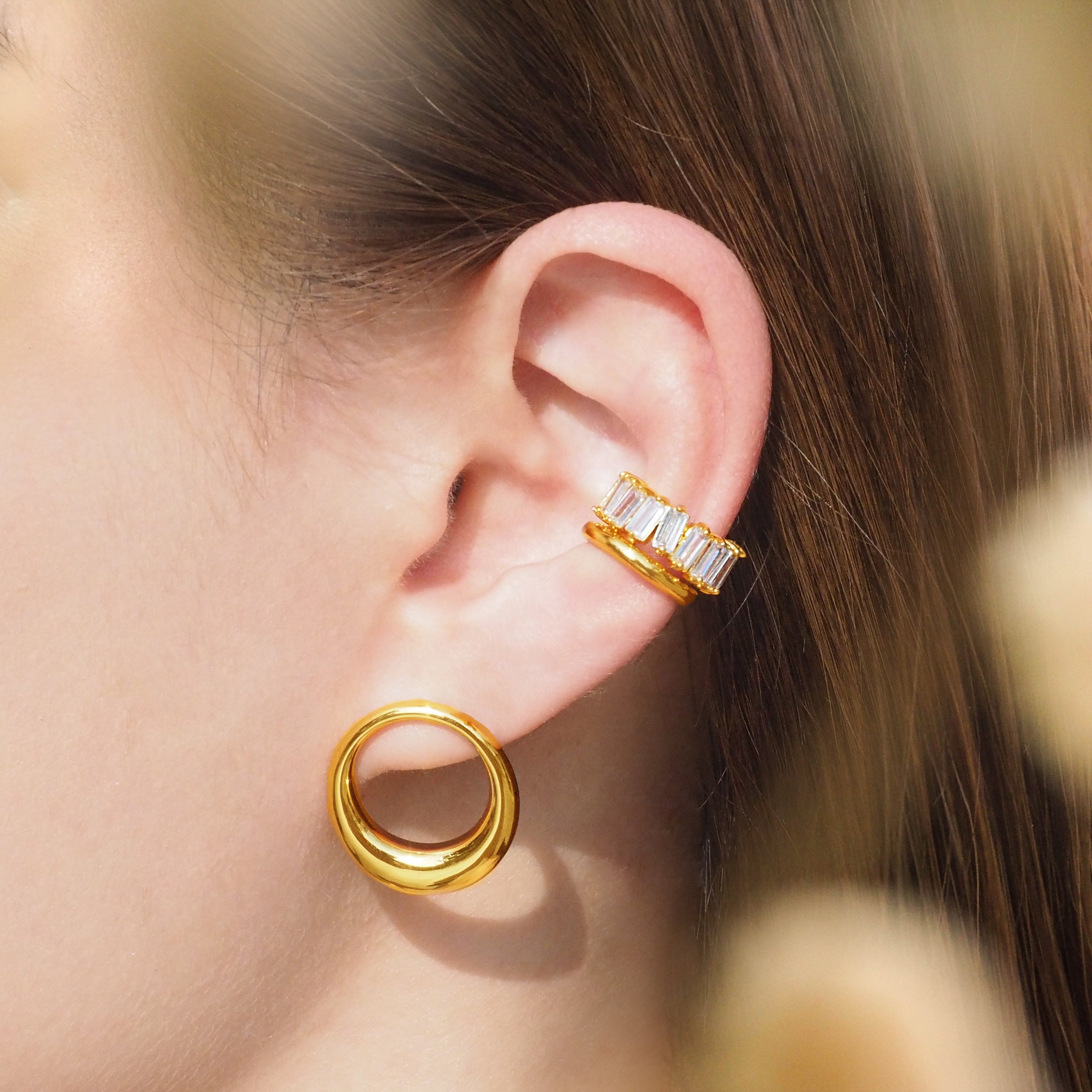 Luxurious Crystal Baguette Ear Cuff