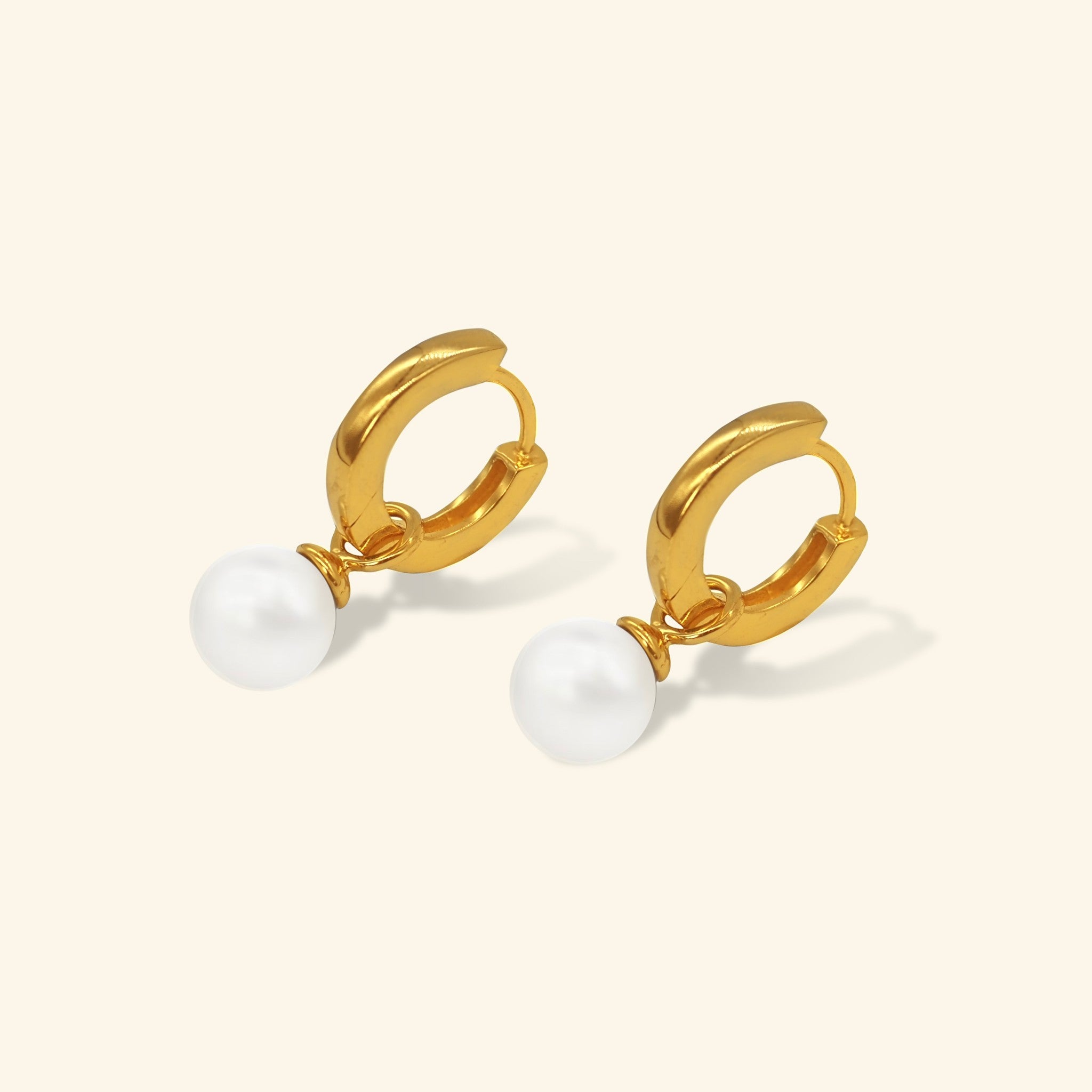 Freshwater Pearl Hoop 15 Earring