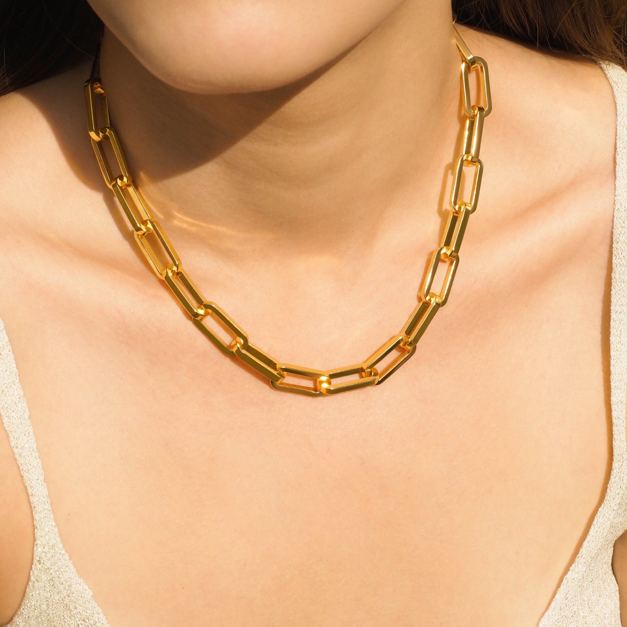 Square Modern Chain Choker