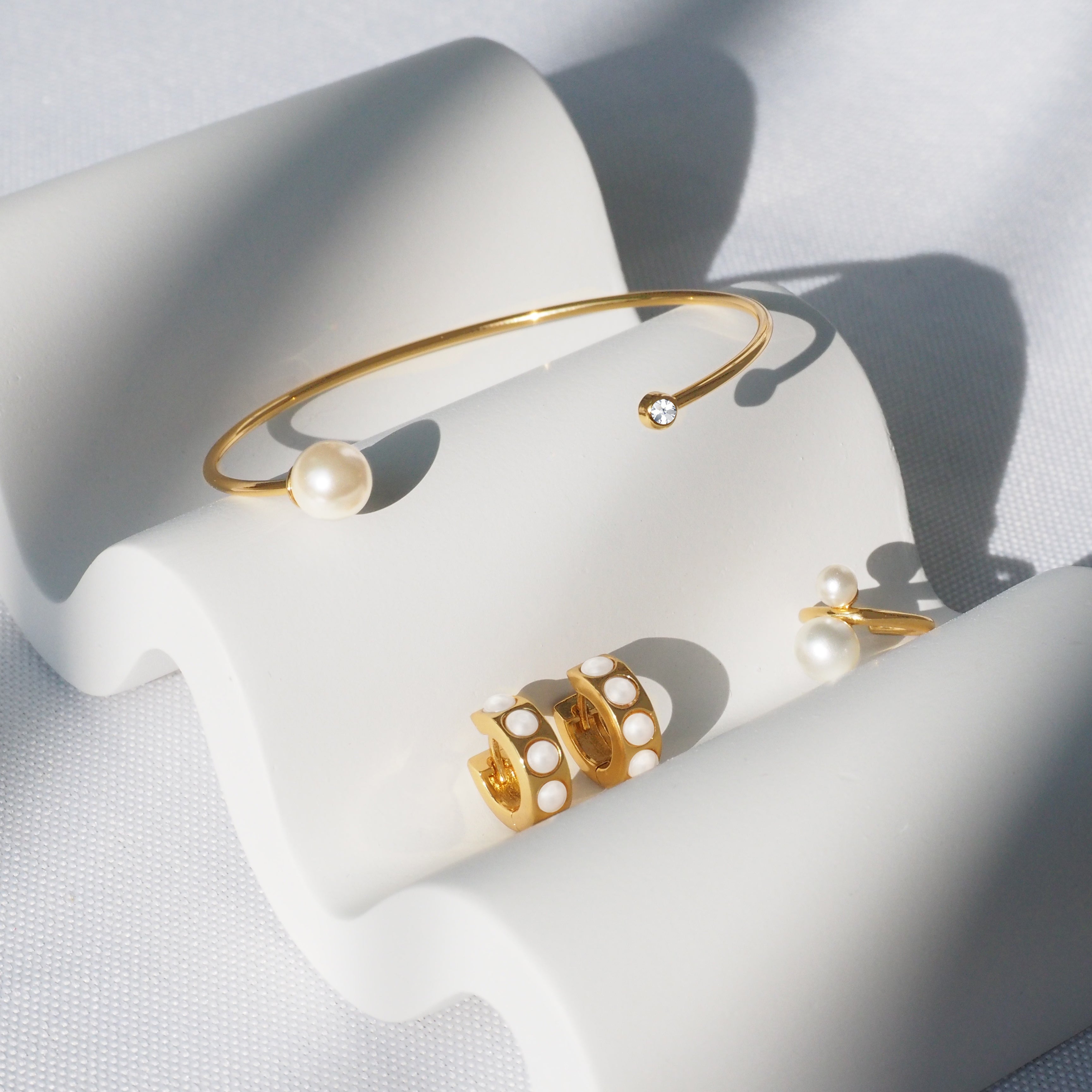 Pearls Huggie Hoop Earrings